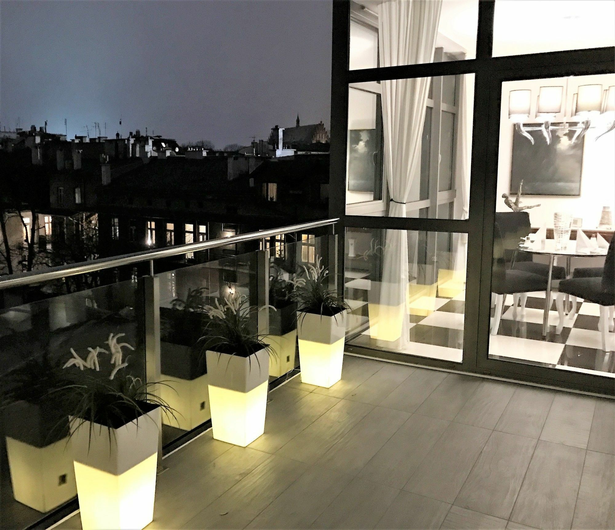 Mondrian Luxury Suites & Apartments Krakow Old Town Екстер'єр фото